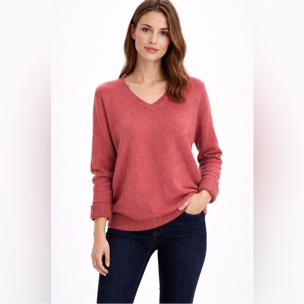 GREAT CONDITION Cashmere Garnet Hill Women's V-Neck Sweater - Rose - Large
